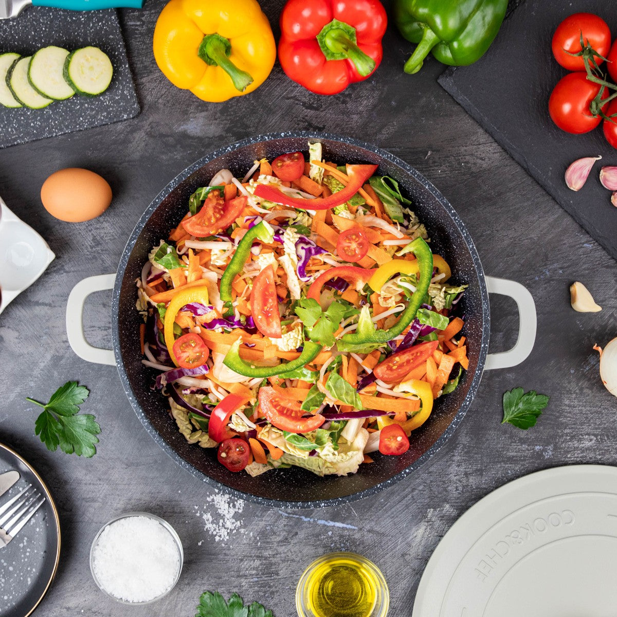 Aluminium Dutch Oven Pot with Lid & Ergonomic Handles Lightweight (3.9L, 28cm) Light grey