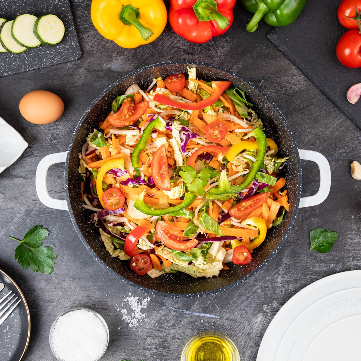 Aluminium Dutch Oven Pot with Lid & Ergonomic Handles Lightweight (3.9L, 28cm) Cream