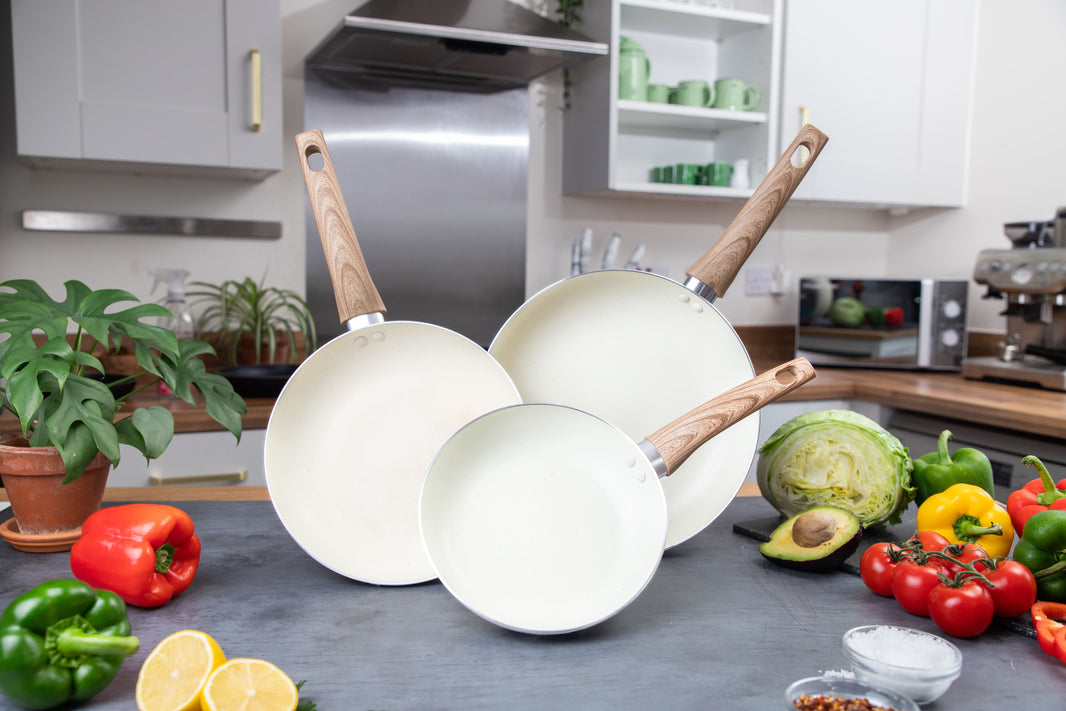 3 Piece Frying Pan Set User Manual