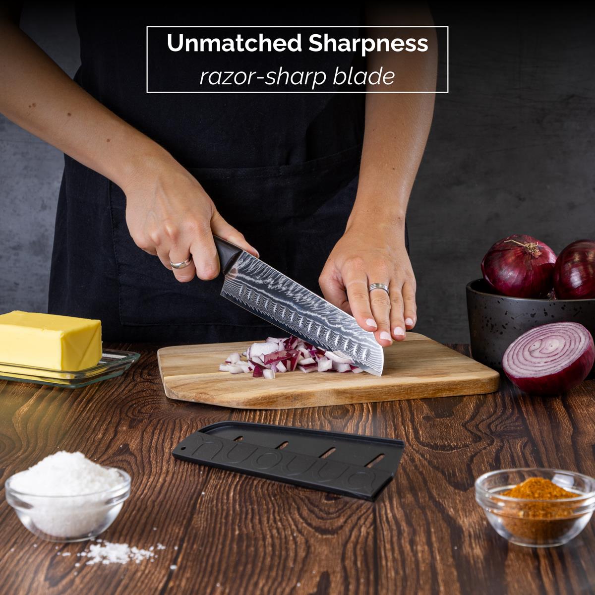 Nuovva Japanese knives with unmatched sharpness with razor sharp blade and protective sheath. 