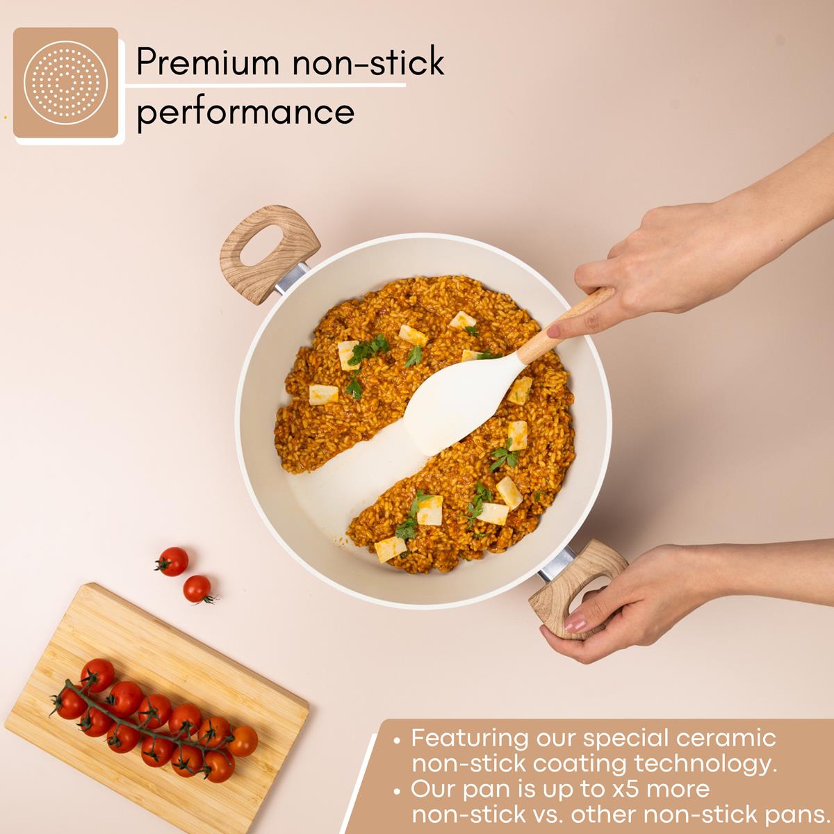 Ceramic casserole pot with non-stick coating for premium cooking performance 