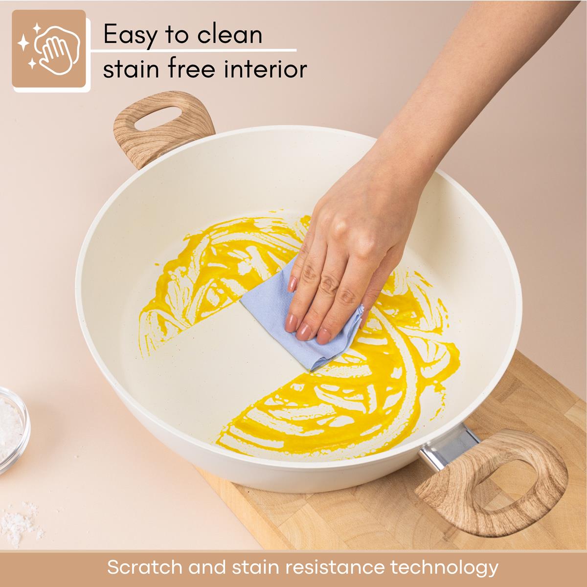 Easy to clean stockpot with scratch & stain resistant interior 