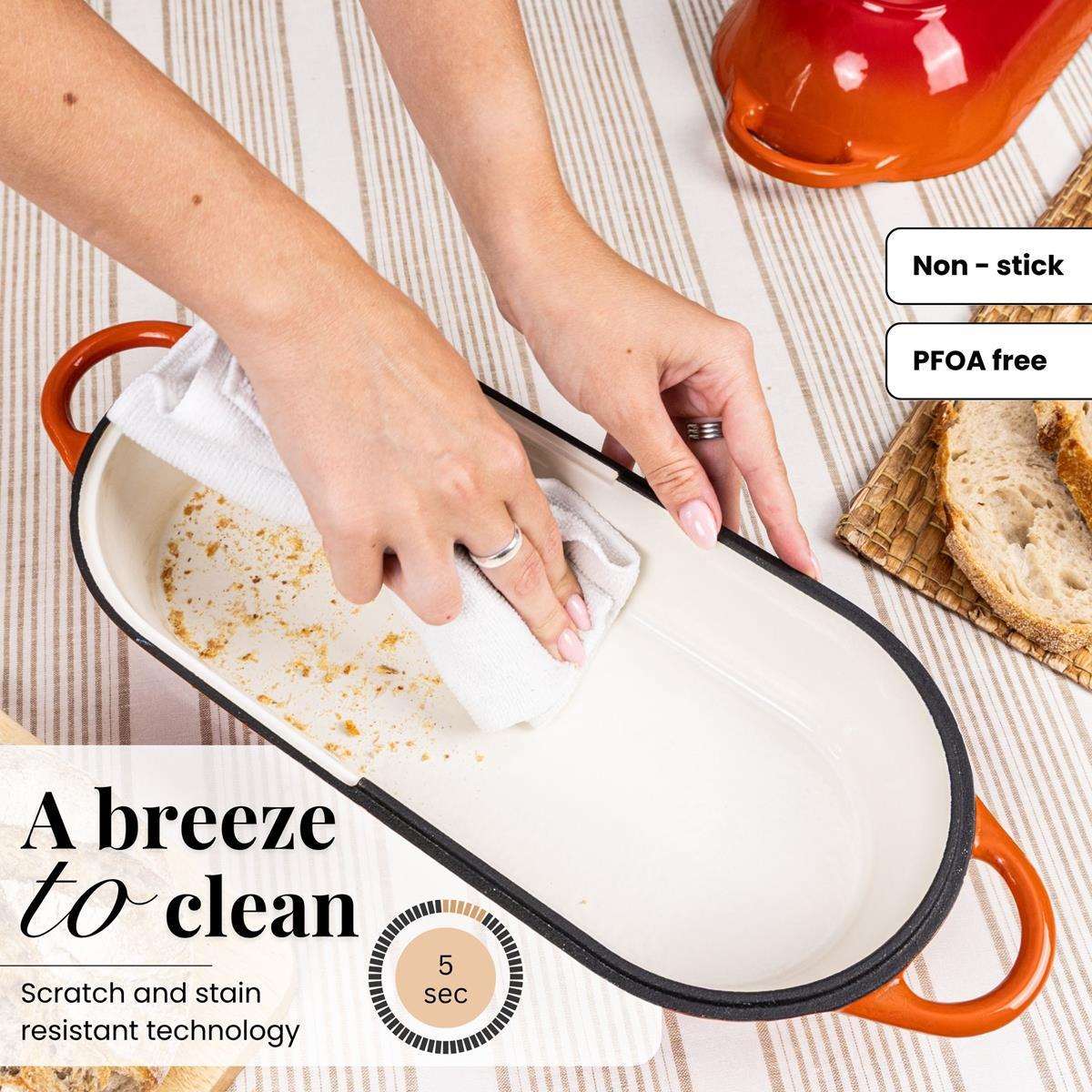 Non-stick cast iron loaf pan is easy to clean cookware with scratch and stain resistant technology. 