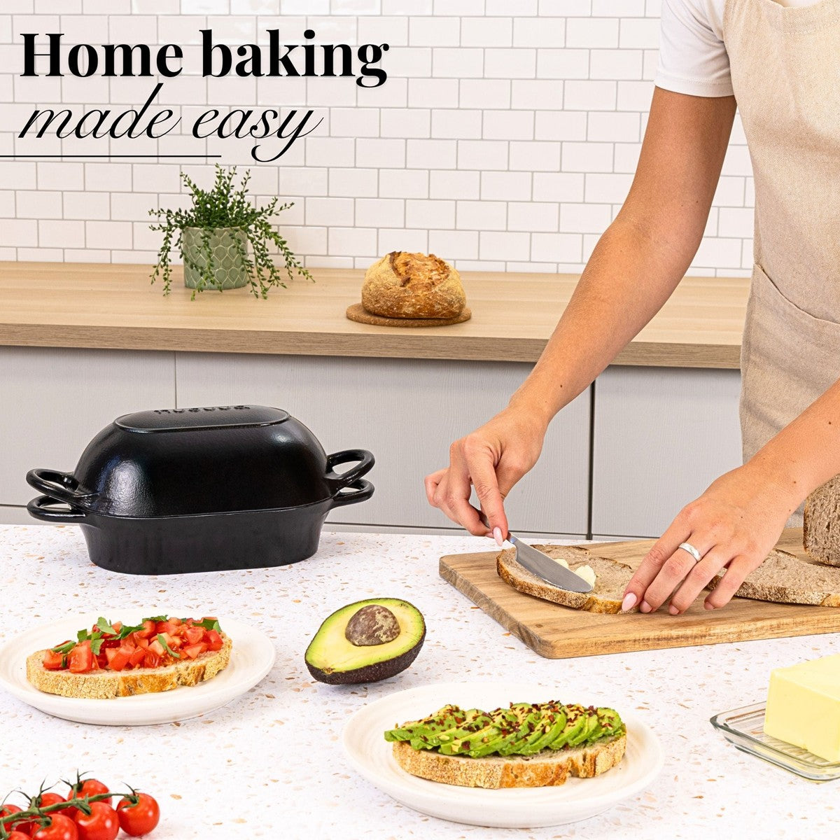 Cast iron loaf pan for easy home baking 