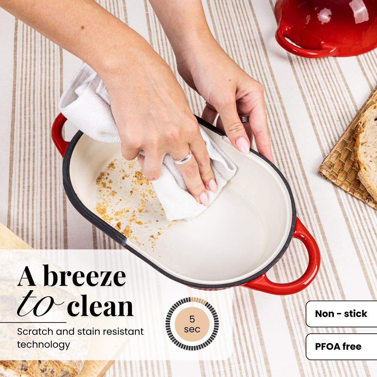 Easy to clean cast iron loaf pan with non-stick, scratch and stain resistant technology. 