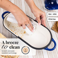 Easy to clean loaf pan with scratch and stain resistant technology. 