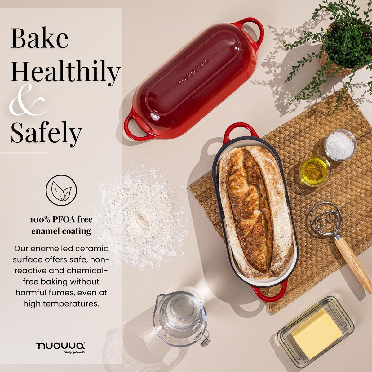 Healthy baking with cast iron bread loafs, non-stick enamel coating. 
