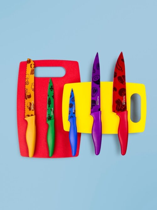 Nuovva set of colourful chef knifes with overlaying pattern